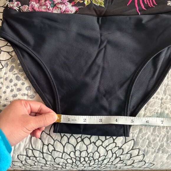 NWOT Bendy Brand Hummingbird Shorts - Black - Size S (Fits XS-S) - Picture 6 of 14